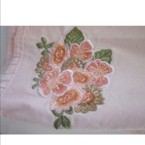 Pink Floral Avenue Stretch Capri pants